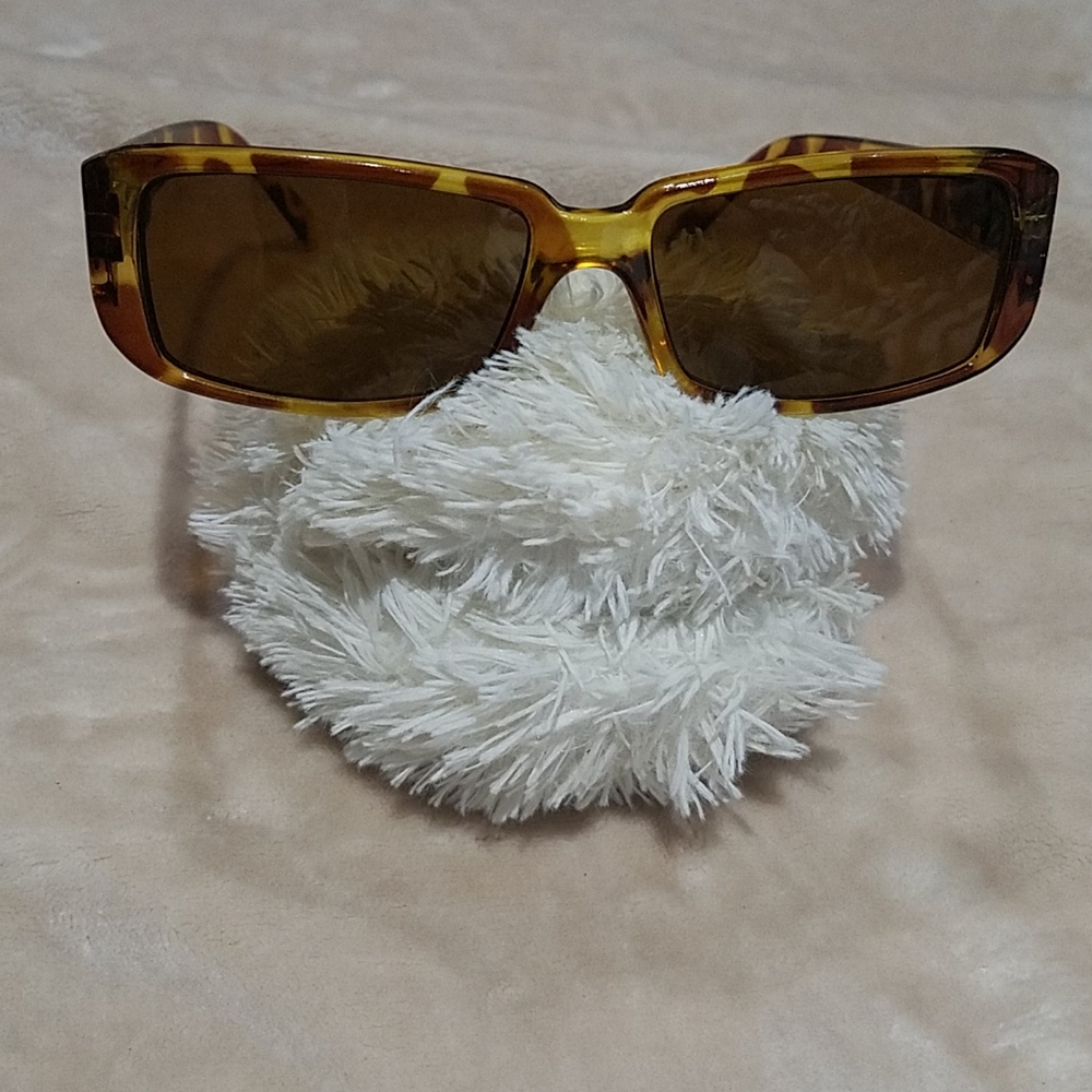 Peepers Sunglasses